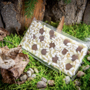 Czekolada dla dzieci z ryżem preparowanym i karmelowymi pastylkami