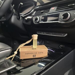 zapach damski do samochodu