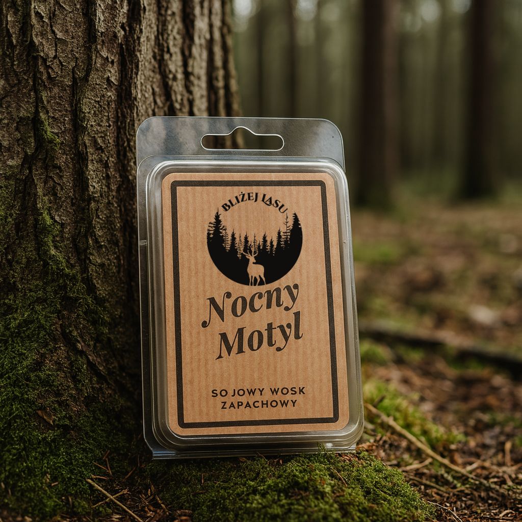 Nocny Motyl – zmysłowy wosk sojowy inspirowany kobiecą elegancją i indywidualnością.