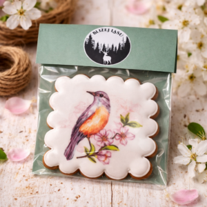 ręcznie robiony piernik wiosenny ptak i kwiaty dekorowany lukrem